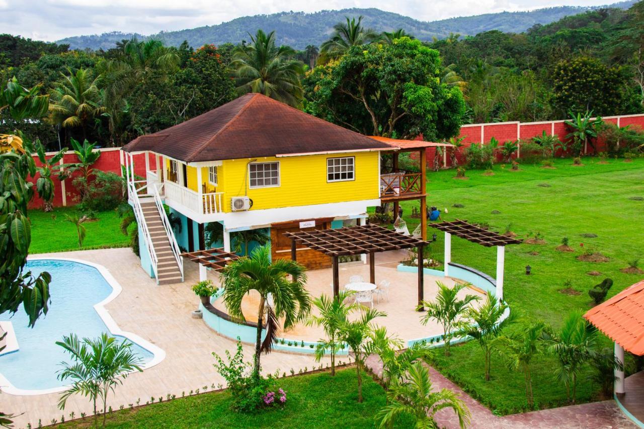 Deluxe Suites Guacamayos - Eco-Lodge & Swimming Pool Bonao 外观 照片