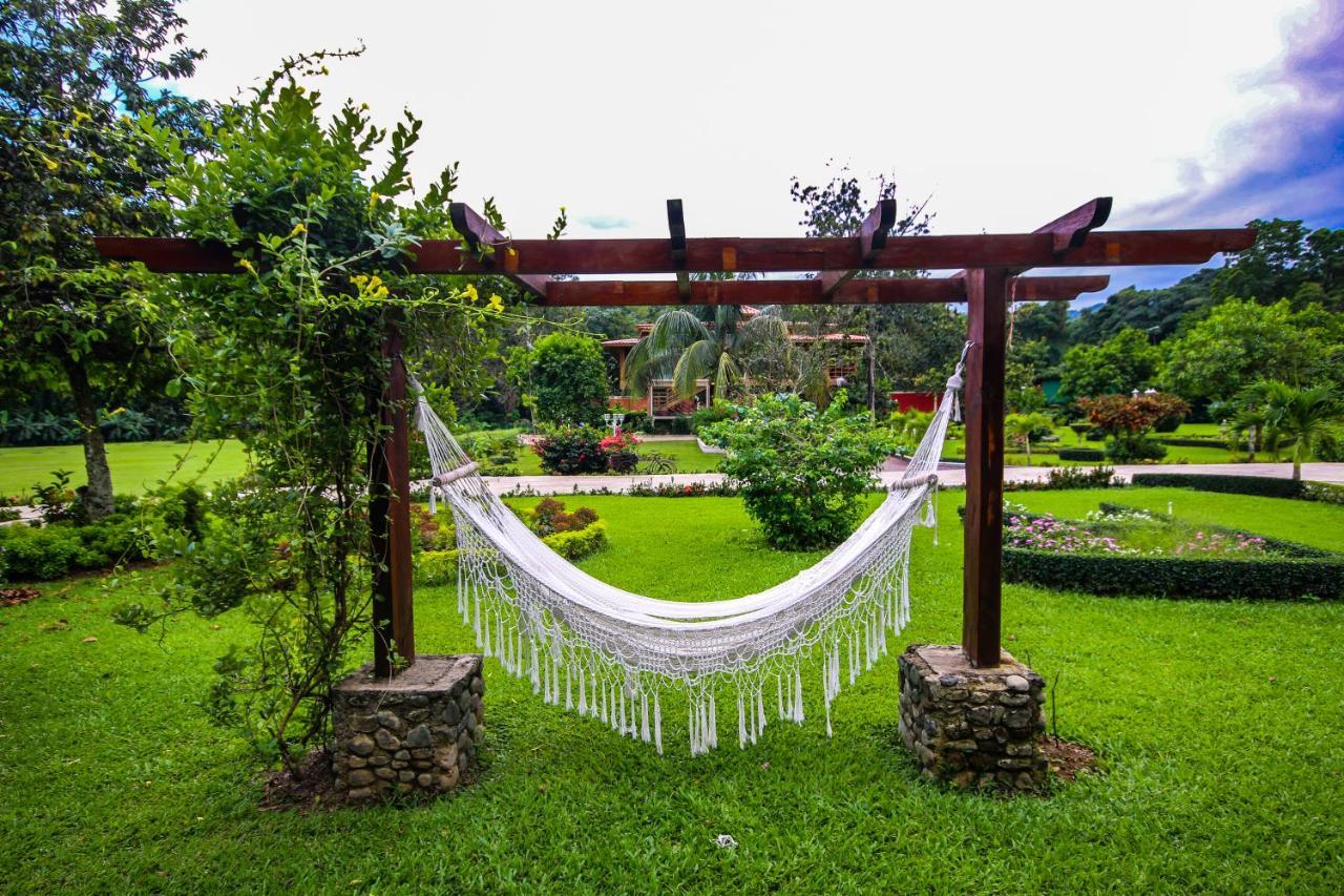 Deluxe Suites Guacamayos - Eco-Lodge & Swimming Pool Bonao 外观 照片